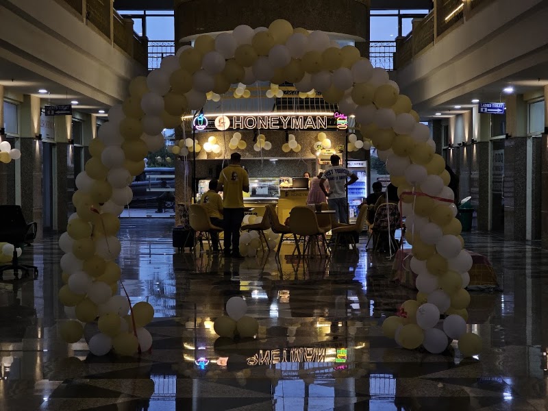 Cafe Honeyman - Cafe Honeyman Ground Floor, Jmd suburbio 2, Sector 67, Gurugram, Haryana 122101, India