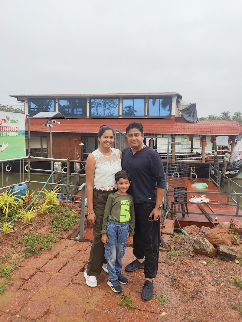 Kerala Bekal Houseboat Nileshwar - Kerala Bekal Houseboat Nileshwar, Nileshwar Houseboat, Achamthuruthi Balagokulam Temple Achamthuruthi, near Walking Bridge, Nileshwar, Achamthuruthy, Kerala 671351, India
