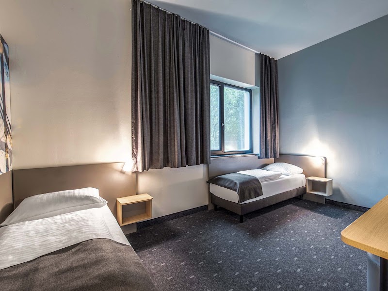 B&B HOTEL München-Olympiapark - B&B HOTEL München-Olympiapark Pelkovenstraße 156, 80992 München, Germany