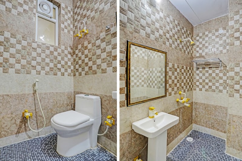 Super Collection O by OYO Sector 55 Noida Near Noida Stadium - Super Collection O by OYO Sector 55 Noida Near Noida Stadium Plot Number 33, Block E, Sector 55, Noida, Uttar Pradesh 201307, India