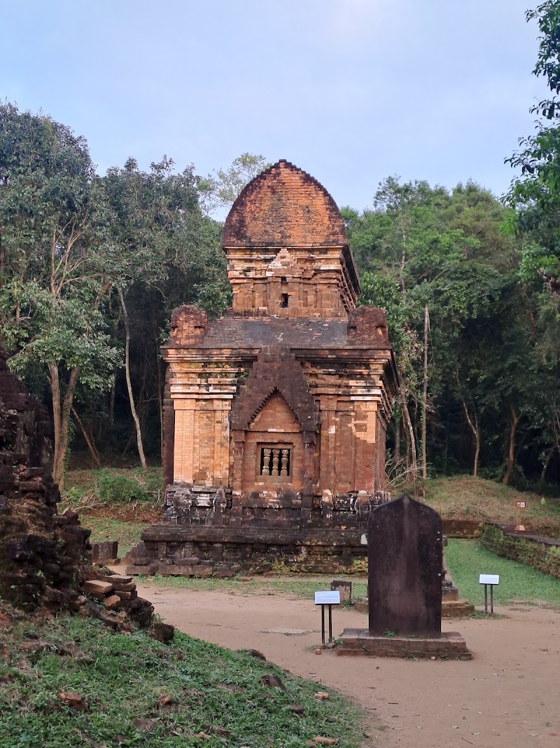 Hoi An Day Tours with Local Guide - Hoi An Day Tours with Local Guide, 3 Nguyễn Tri Phương, Hội An, Đà Nẵng 51000, Vietnam