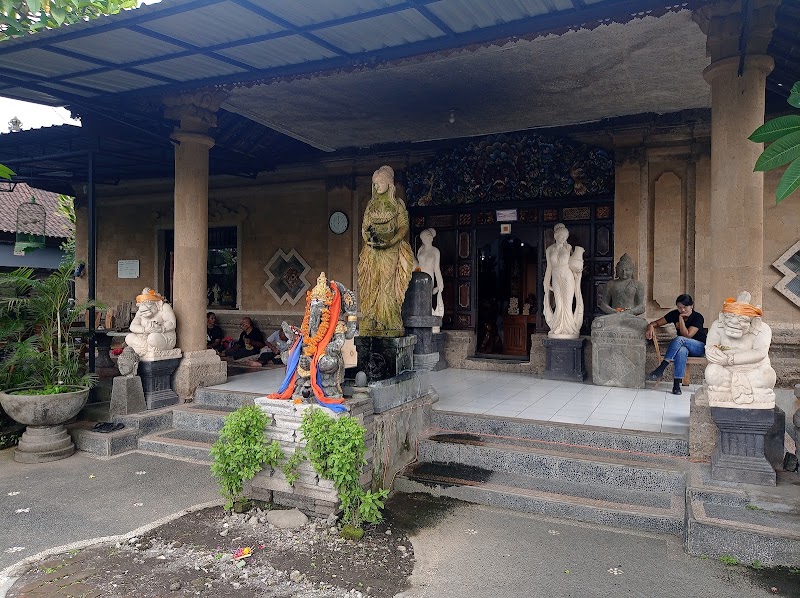 Mammoth Art Gallery And Wood Carving - Mammoth Art Gallery And Wood Carving, Jl. Raya Negara No.202, Batuan, Kec. Sukawati, Kabupaten Gianyar, Bali 80582, Indonesia