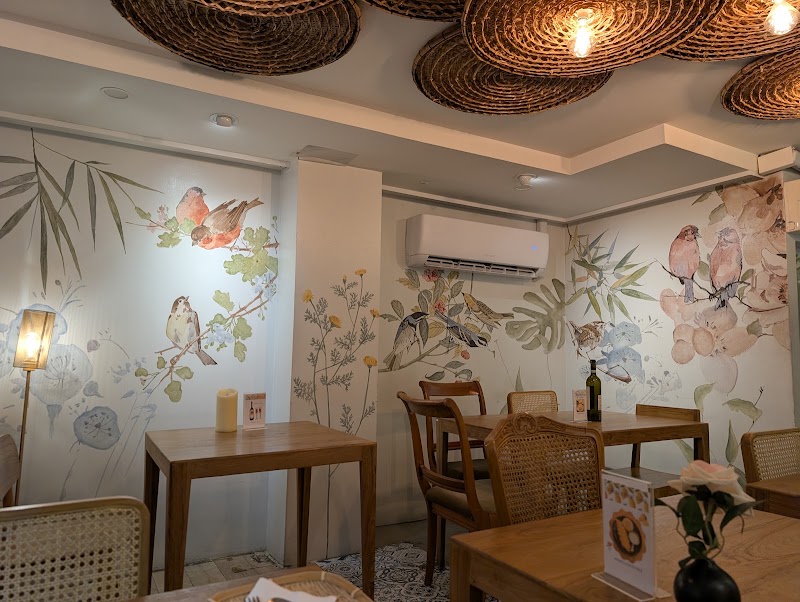 Suraya Bangkok Hostel & Kitchen - Suraya Bangkok Hostel & Kitchen 237/8 Thanon Phra Sumen, Khwaeng Talat Yot, Khet Phra Nakhon, Krung Thep Maha Nakhon 10200, Thailand