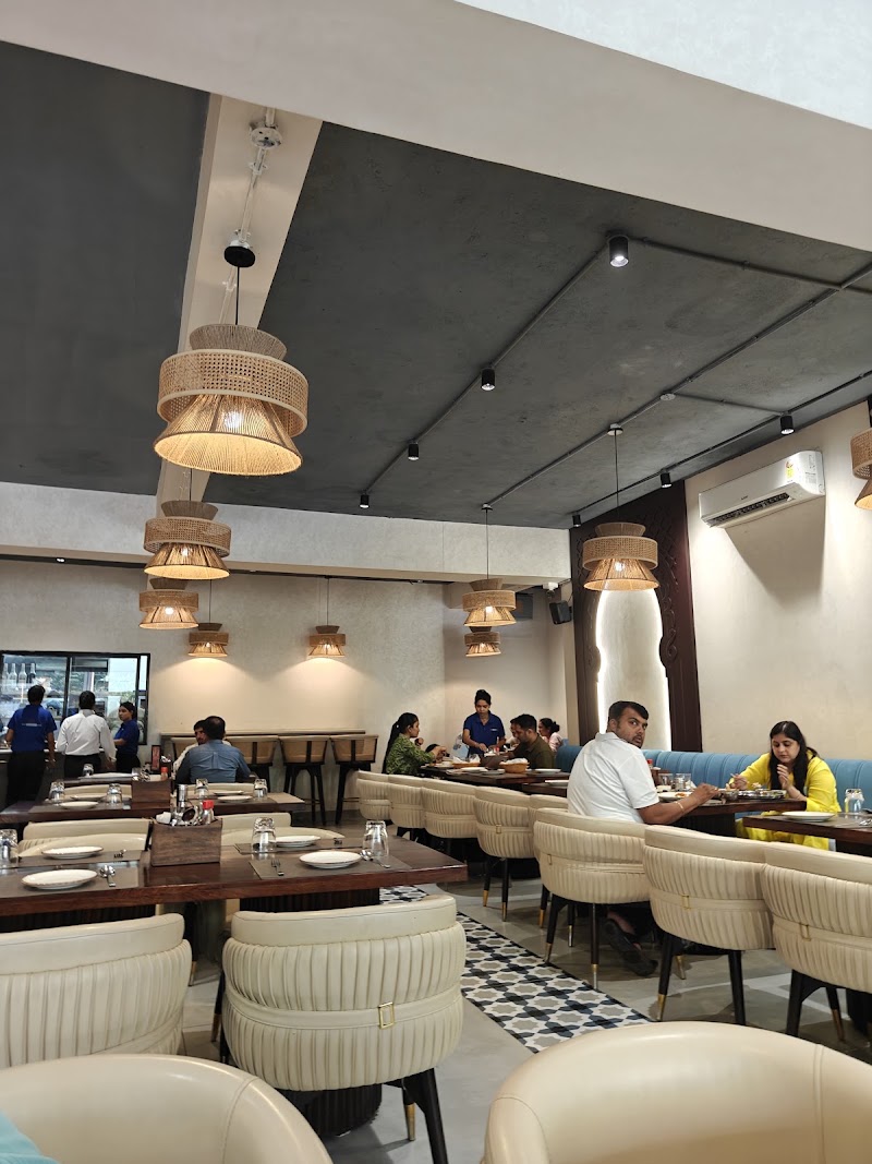 Dadi's Paakshala - Dadi's Paakshala, Tagore Nagar First floor above Bicycle hub Opposite Tirupati apartments, Tagore Nagar, Mathpurena, Chhattisgarh 492001, India