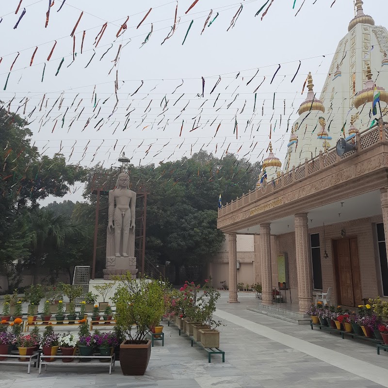 Shri Digambar Jain Mandir and Dharamshala - Shri Digambar Jain Mandir and Dharamshala, Ram Leela Maidan Sector, 27B, Sector 27, Chandigarh, 160019, India