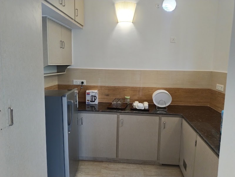 Daysinn Service Apartment - Daysinn Service Apartment 17, Advocate Chinnathambi St, Kuruchikuppam, Puducherry, 605001, India