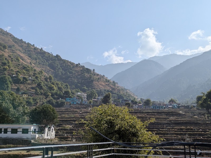 Pantwari Nagtibba trek Start - Pantwari Nagtibba trek Start H3MP+GWM, Pantwari, Uttarakhand 249186, India