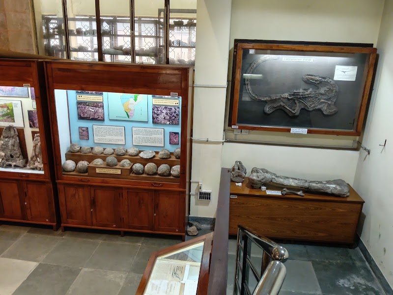 Indian Statistical Institute - Indian Statistical Institute, Plot No, 203, Barrackpore Trunk Rd, Dunlop, Bonhooghly, Baranagar, West Bengal 700108, India