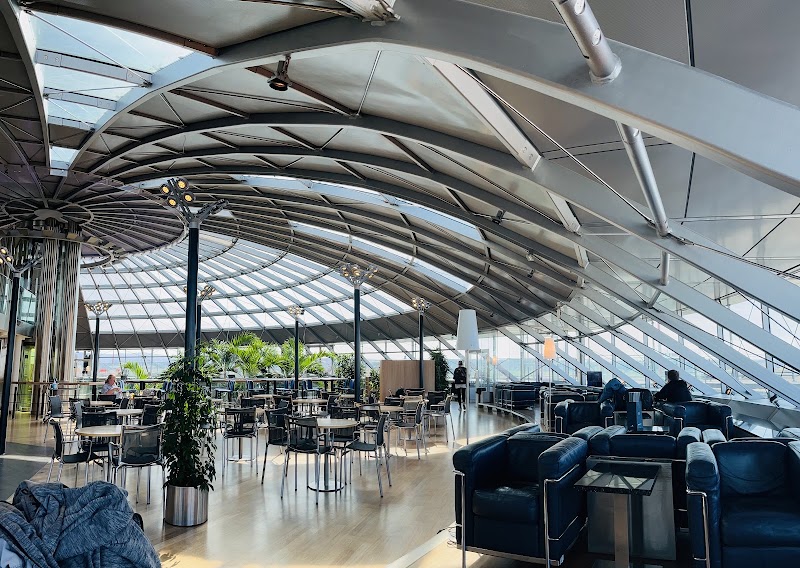 EuroAirport Basel-Mulhouse-Freiburg - EuroAirport Basel-Mulhouse-Freiburg Rte Douanière, 68300 Saint-Louis, France