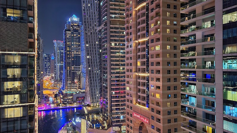 Dubai Marriott Harbour Hotel & Suites - Dubai Marriott Harbour Hotel & Suites King Salman Bin Abdulaziz Al Saud St - Marsa Dubai - Dubai Marina - Dubai - United Arab Emirates