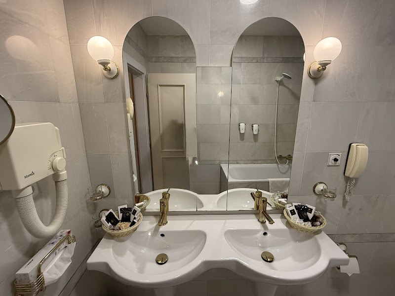 Hotel Dvořák Český Krumlov - Hotel Dvořák Český Krumlov, Radniční 101, 381 01 Český Krumlov-Český Krumlov 1, Czechia