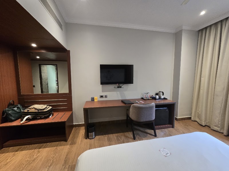 Golden Tulip Tirupati - Golden Tulip Tirupati, 20, Tirumala Bypass Rd, near Kapilatheertham, Srinivasa Nagar, Jeevakona, Tirupati, Andhra Pradesh 517507, India