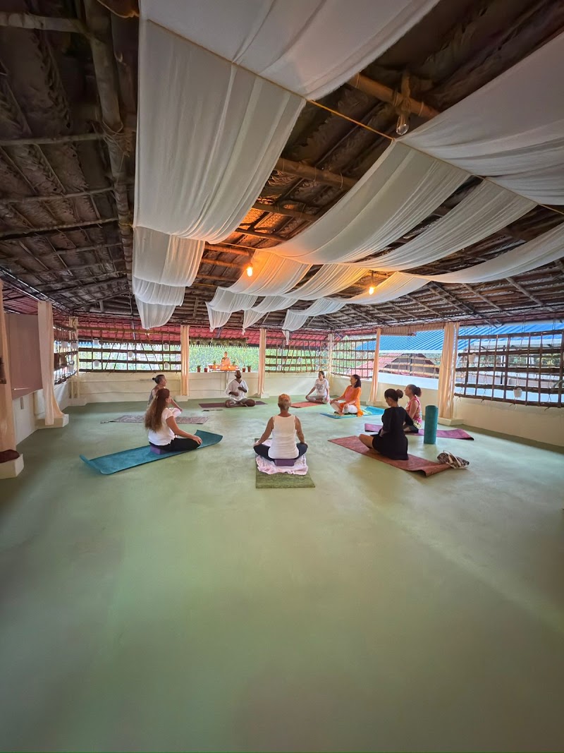 Happy Buddha Homestay - Happy Buddha Homestay Thiruvambadi, Saad Cottage Rd, Kurakkanni, Varkala, Kerala 695141, India