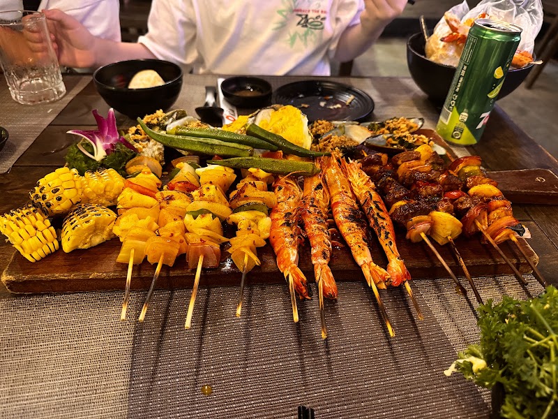 Ơ Kìa - Seafood Restaurant - Ơ Kìa - Seafood Restaurant 7 Trần Phú, Hải Châu, Đà Nẵng 550000, Vietnam