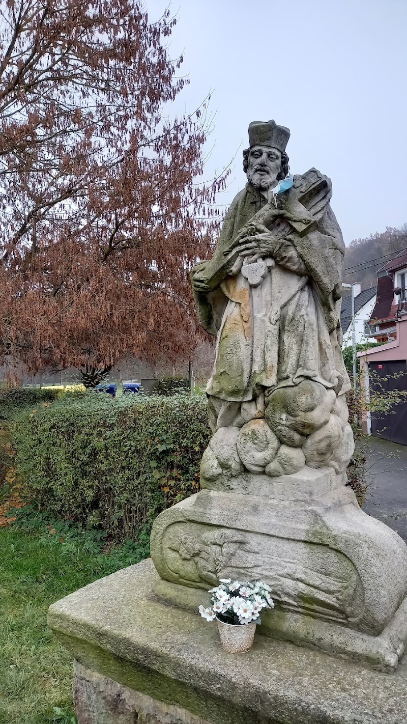 Parkoviště P6 - Parkoviště P6, 357 33 Loket, Czechia