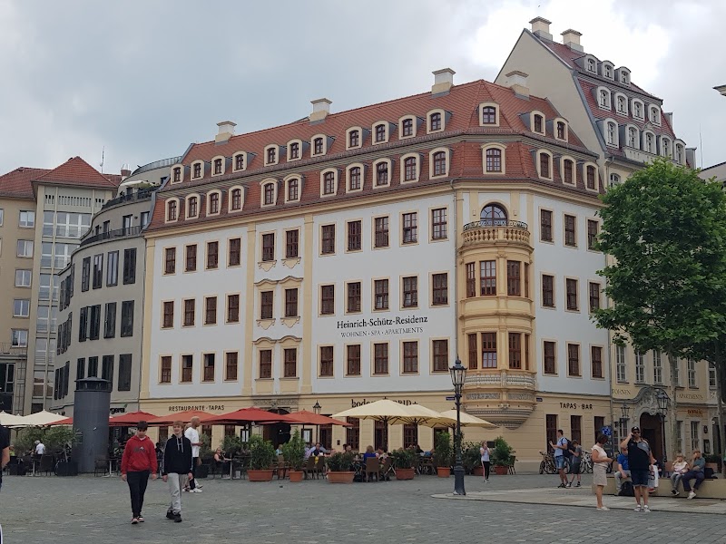 Parkplatz - Parkplatz, Webergasse 1, 01067 Dresden-Altstadt, Germany