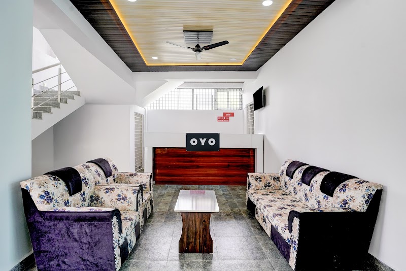HOTEL O ROYAL INN - HOTEL O ROYAL INN Plot No. 01, Road, beside Narayan School, Bokara, Maharashtra 441123, India