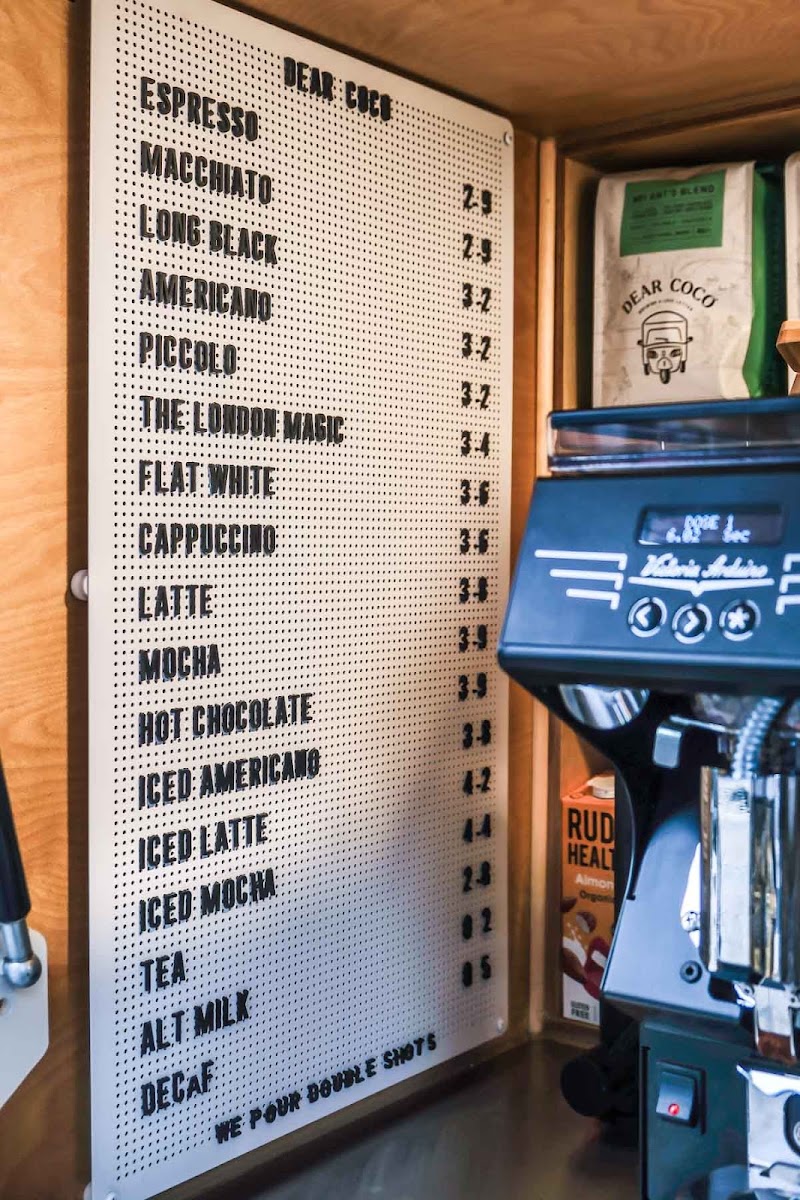 Dear Coco Coffee - Dear Coco Coffee 11 Selborne Rd, London E17 7JR, UK