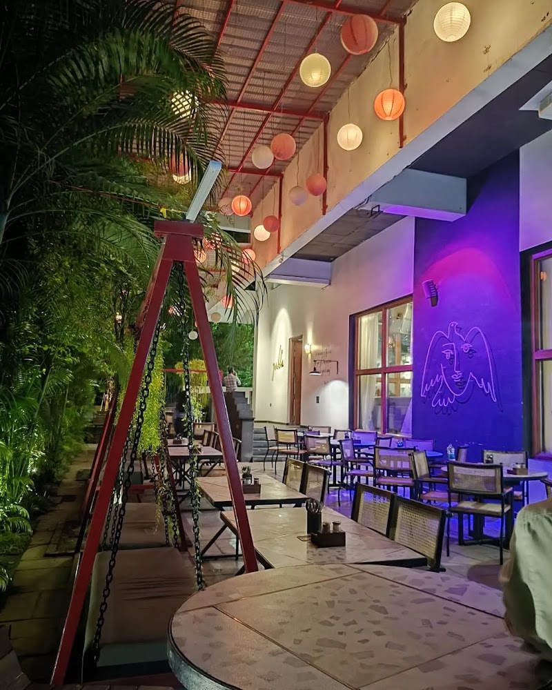 Pablo - The Art Cafe' & Lounge - Pablo - The Art Cafe' & Lounge 240/A, E High Ct Rd, Civil Lines, Nagpur, Maharashtra 440001, India