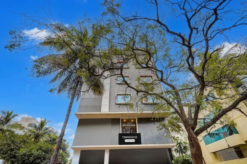 Super Townhouse by OYO RR Nagar - Super Townhouse by OYO RR Nagar, R.R Nagar, Plot Number 5, Main Road, Channasandra, Rajarajeshwari Nagar, Bengaluru, Karnataka 560098, India