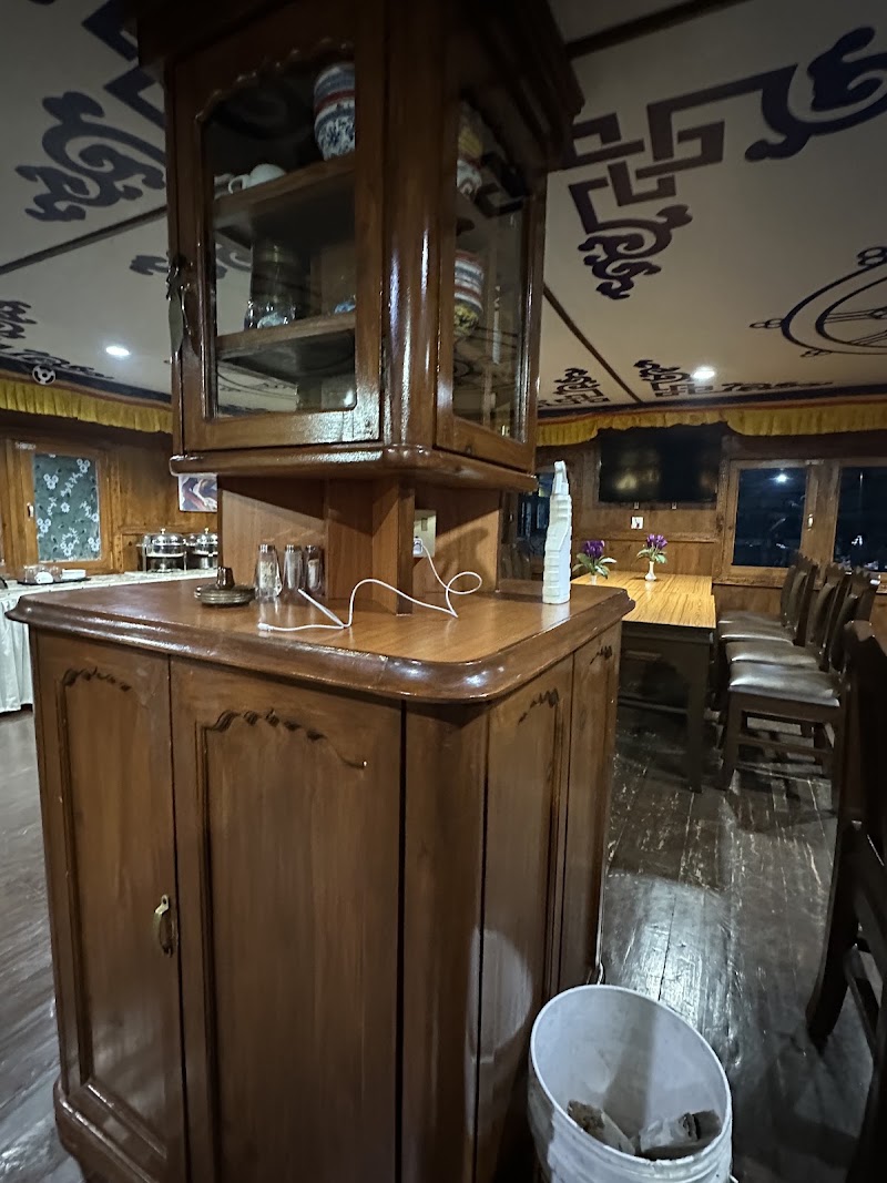 Hill View Guest House And Restaurants Cafe - Hill View Guest House And Restaurants Cafe, Salleri, GH3P+25W, Solu, bazar 56000, Nepal