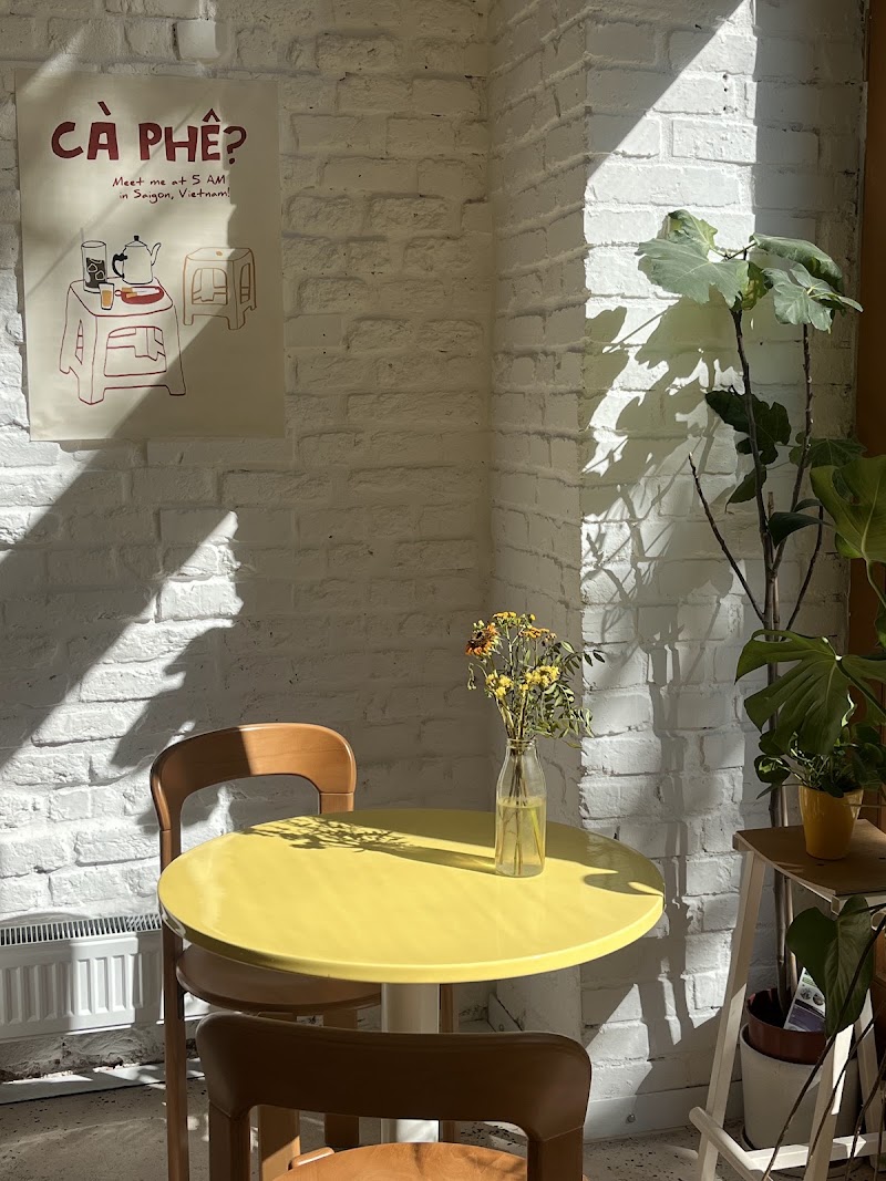 mèmè & brunch - mèmè & brunch Slavíkova 1627/9, 120 00 Praha 2-Vinohrady, Czechia