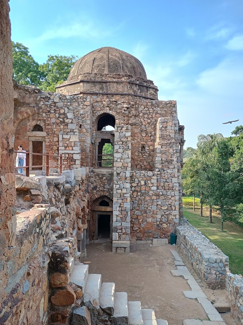 Hauz Khas Complex - Hauz Khas Complex H53V+7C6, Hauz Khas Fort Rd, Hauz Khas Village, Deer Park, Hauz Khas, New Delhi, Delhi 110016, India