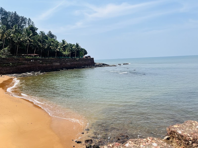 SAFAR TRAVEL EXPRESS - SAFAR TRAVEL EXPRESS Car Parking Calngute Beach Umta Vaddo Calangute, Umtav Vado, Calangute, Goa 403516, India
