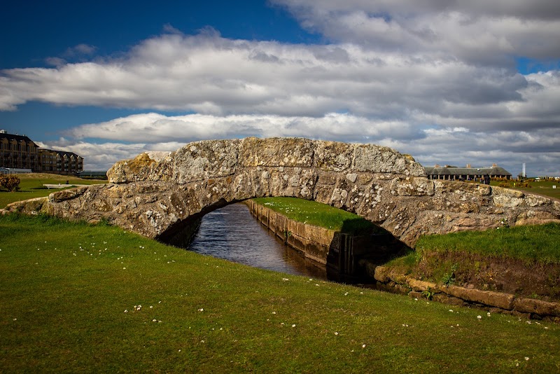 Swilcan Bridge - Swilcan Bridge, 17 The Links, St Andrews KY16 9JE, UK