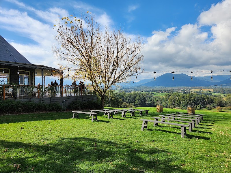 Riverstone Estate Yarra Valley - Riverstone Estate Yarra Valley, 105 Skye Rd, Coldstream VIC 3770, Australia