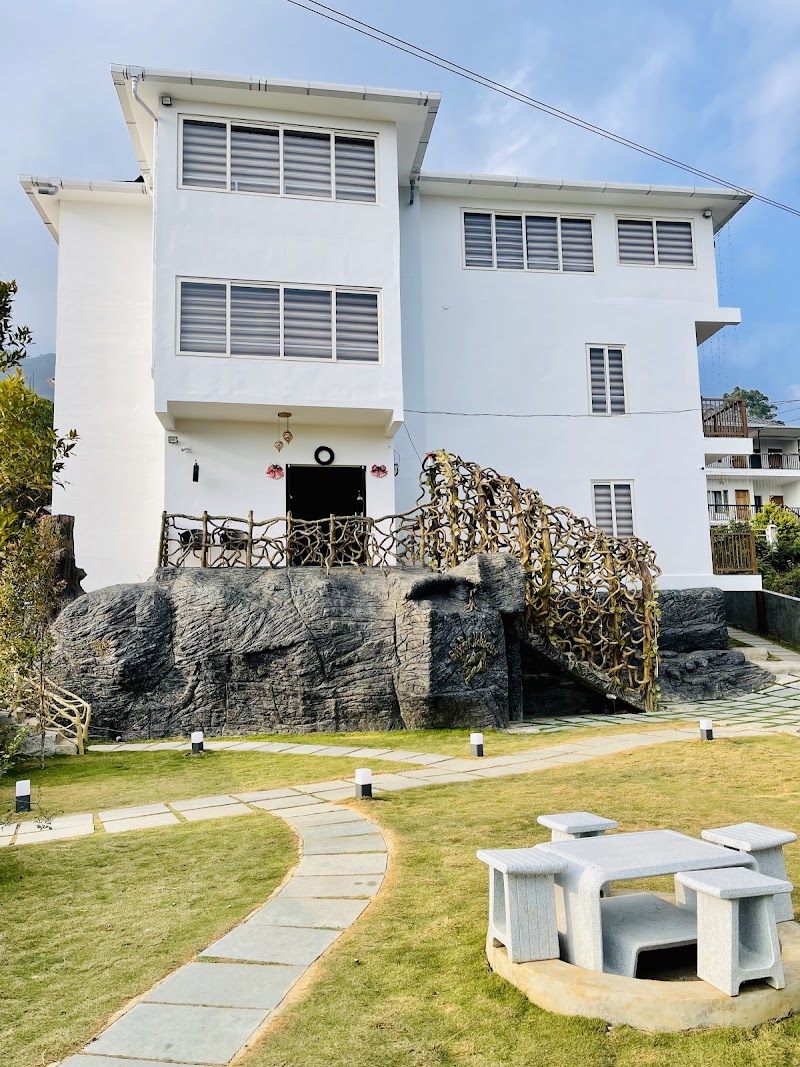 Skylark holidays chinnakanal