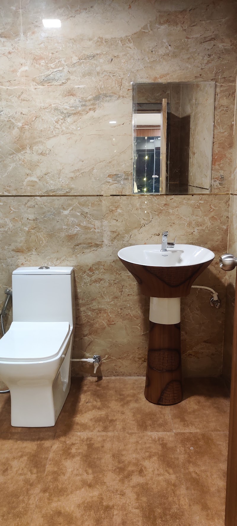 Hotel Shreeji Residency - Hotel Shreeji Residency Gandhi Chowk, nearby Ram Mandir, Pachmarhi, Pachmarhi Cantt, Madhya Pradesh 461881, India