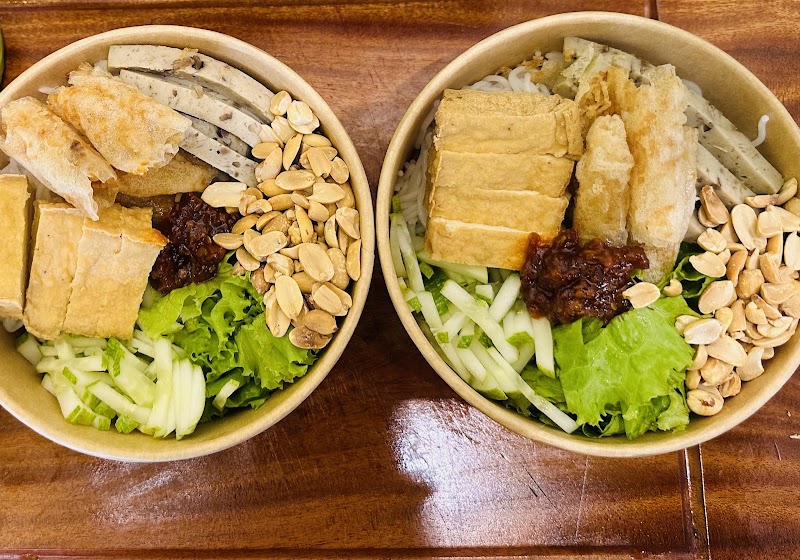 Bánh Mì Chay Tịnh Phương - Bánh Mì Chay Tịnh Phương Quầy ngoài, 17A Đinh Tiên Hoàng, Tân Định, Hồ Chí Minh 700000, Vietnam