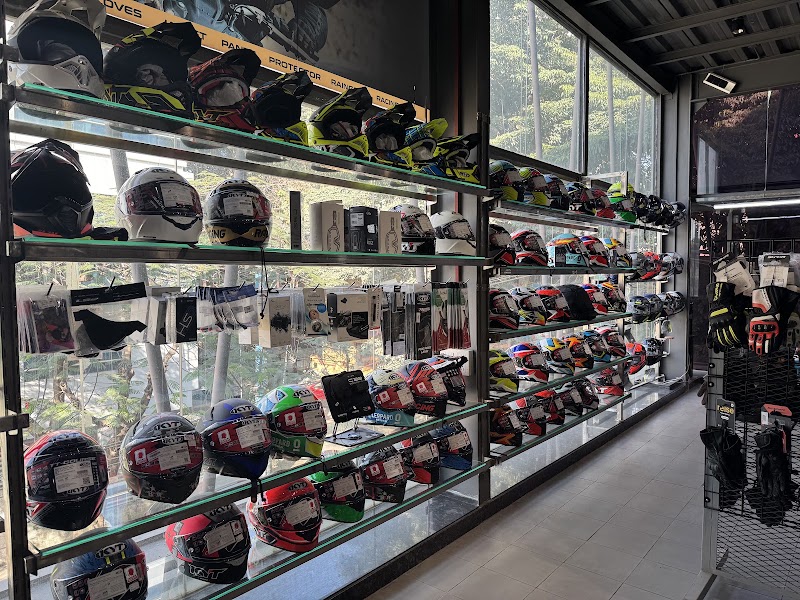 Motoblazer Motorcycle Riding Gear store - Motoblazer Motorcycle Riding Gear store 1597, 20th Main Rd, Agara Village, 1st Sector, HSR Layout, Bengaluru, Karnataka 560102, India