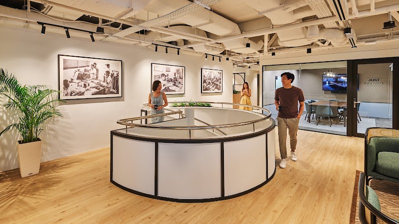 JustCo – Hong Leong Building | Coworking & Office Space - JustCo – Hong Leong Building | Coworking & Office Space, 16 Raffles Quay, #09-01 Hong Leong Building, Singapore 048581