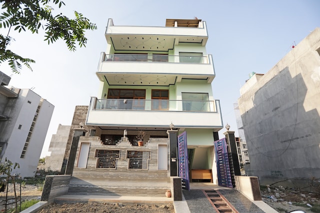 Hotel O by OYO The Royal Plaza - Hotel O by OYO The Royal Plaza BH-165, C Block, Sector 71, Noida, Uttar Pradesh 201316, India