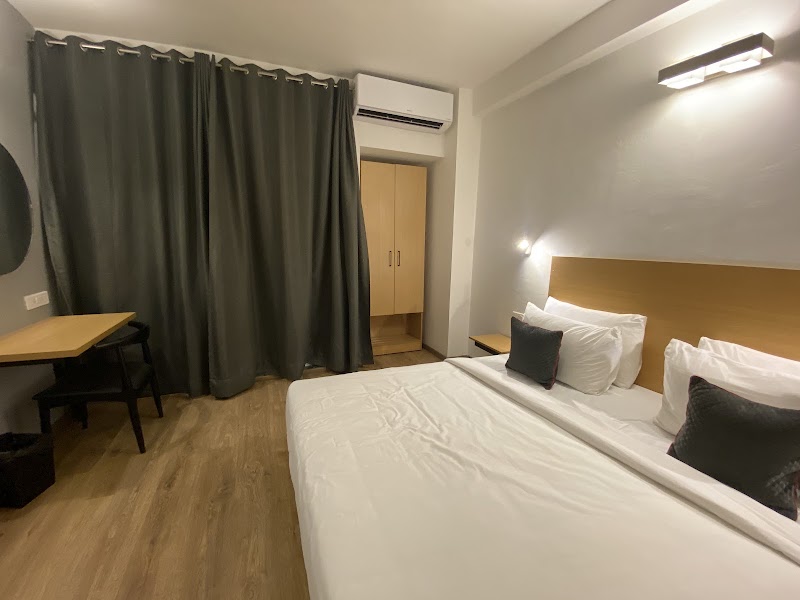 Blossom Stayz - suites 47 - Blossom Stayz - suites 47 Plot no. 209, near community centre, Sector 47, Gurugram, Haryana 122018, India