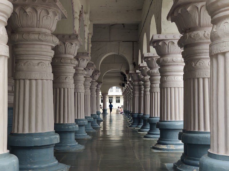 Sri Kaiwara Yogi Nareyana Mata - Sri Kaiwara Yogi Nareyana Mata, 8XXP+H58, Mutt Rd, Kaiwara, Karnataka 563128, India
