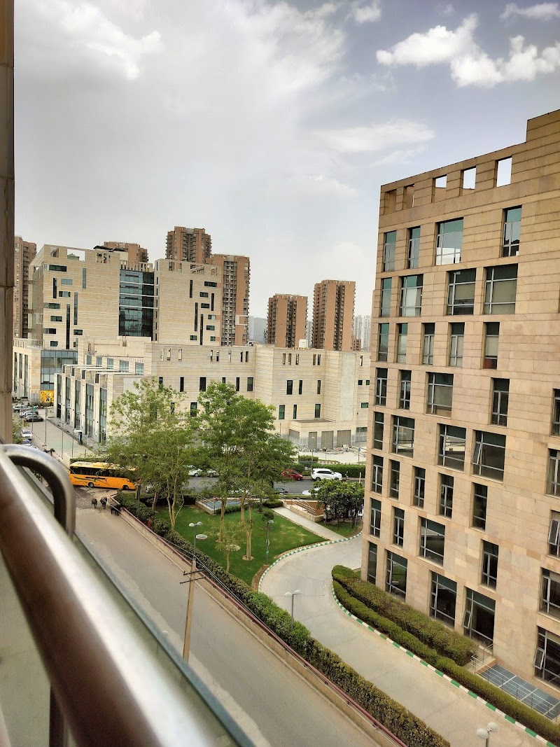 Urban Square By Pioneer Urban - Urban Square By Pioneer Urban, CRPF Rd, Ullahawas, Sector 62, Gurugram, Haryana 122098, India