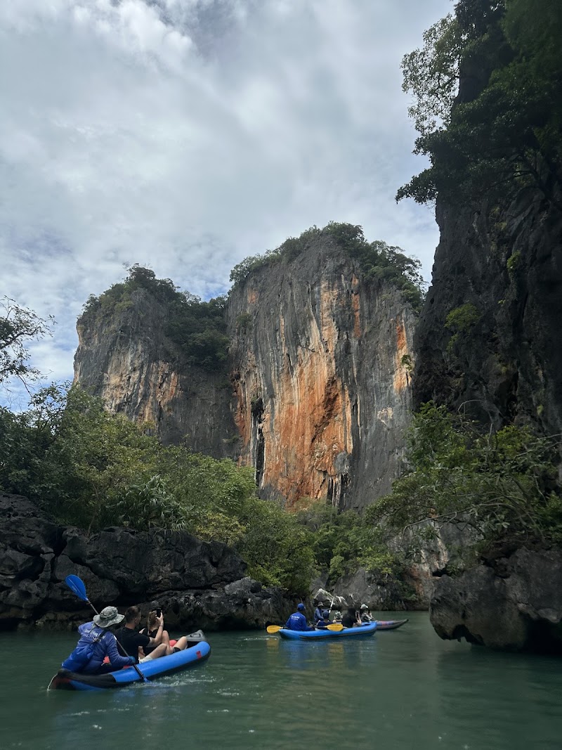 BJ Canoeing Tour - BJ Canoeing Tour, 8 37, Tambon Pa Klok, Amphoe Thalang, Chang Wat Phuket 83110, Thailand