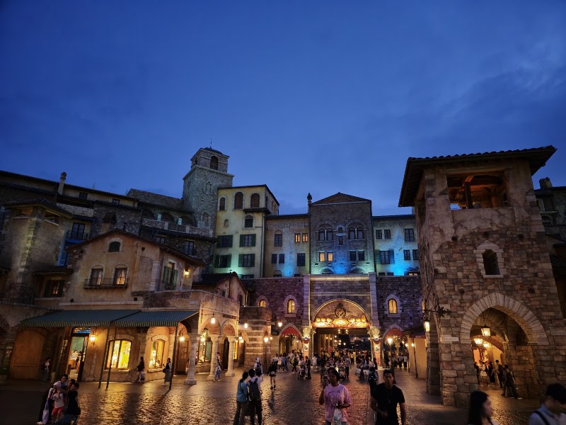 Tokyo DisneySea - Tokyo DisneySea 1-13 Maihama, Urayasu, Chiba 279-8511, Japan
