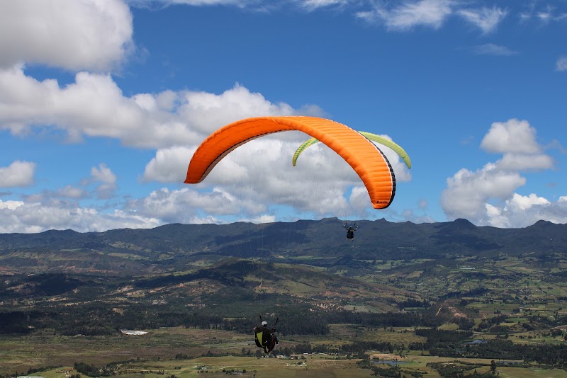 Bir Billing Paragliding Point - Bir Billing Paragliding Point Bir Billing, Baijnath, Biling, Himachal Pradesh 176077, India