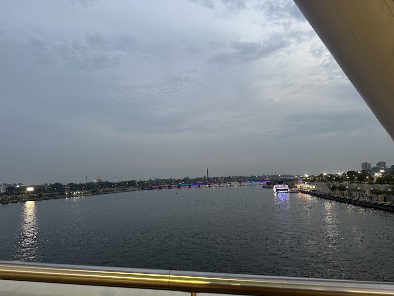 Atal Bridge - Atal Bridge Sabarmati Riverfront Walkway W, Narayan Nagar Society, Kocharab, Paldi, Ahmedabad, Gujarat 380006, India