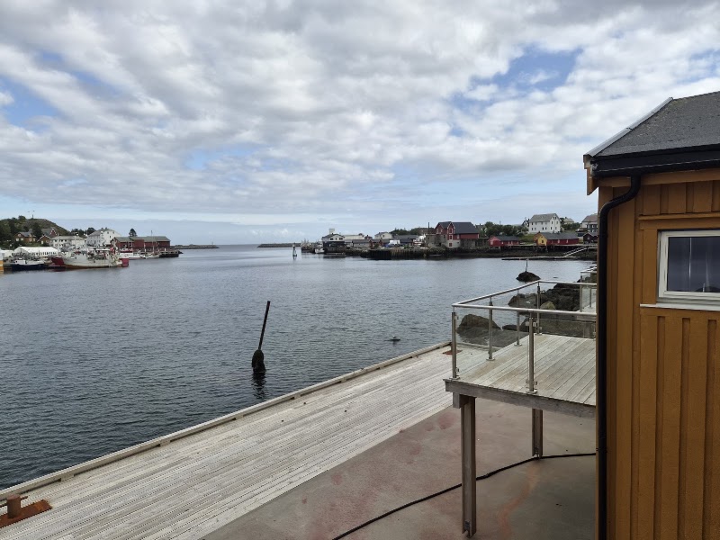 The Harbour House, dorm and twin, selfservice hostel, Ballstad