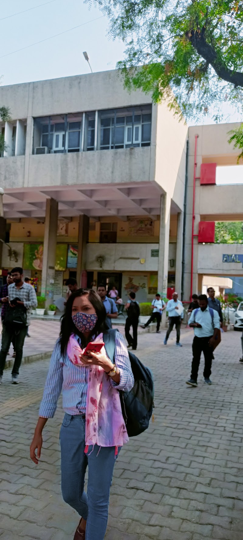 Atal adarsh Vidyalaya - Atal adarsh Vidyalaya, 64/1A, Kali Bari Ln, behind Ram Manohar Lohia Hospital, Kali Bari Lane, Type III, President's Estate, New Delhi, Delhi 110001, India