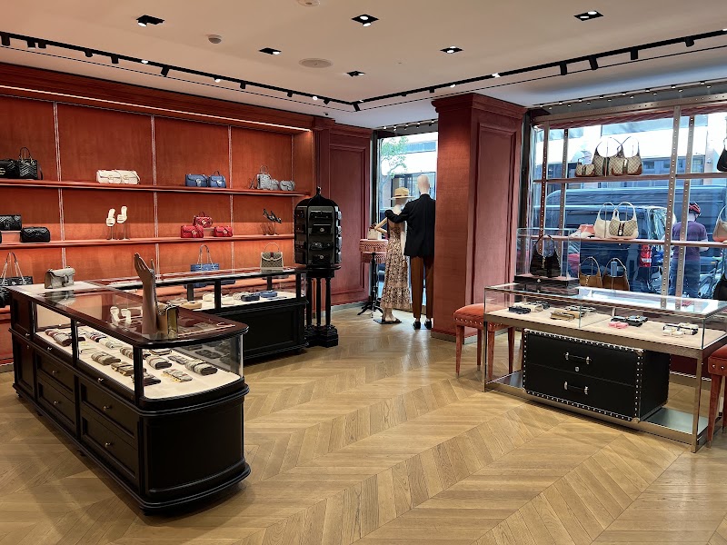 Gucci - Frankfurt Goethestrasse - Gucci - Frankfurt Goethestrasse, Goethestraße 5, 60313 Frankfurt am Main, Germany
