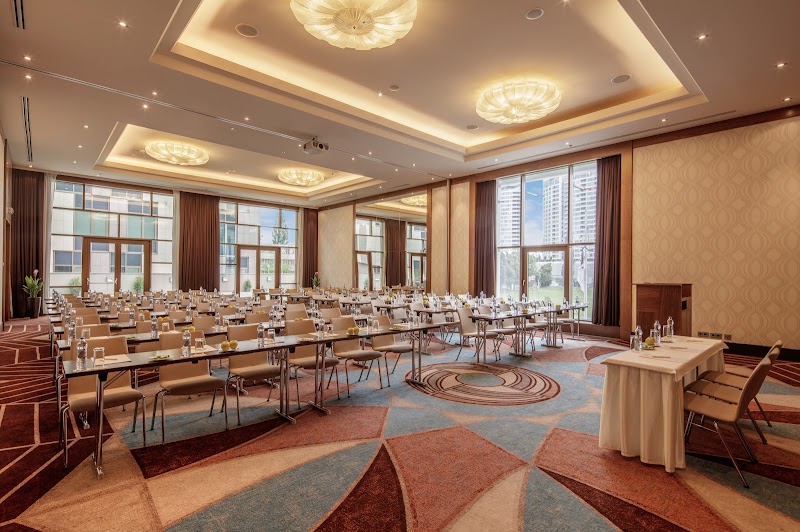 DoubleTree by Hilton Bratislava - DoubleTree by Hilton Bratislava, Trnavská cesta 27/A, 831 04 Bratislava-Nové Mesto, Slovakia
