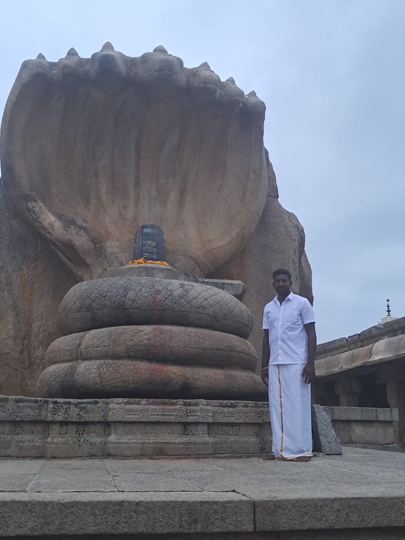 SRI Anjanaya Swami Temple - SRI Anjanaya Swami Temple, RJ25+JMV, Lepakshi Temple Rd, Lepakshi, Andhra Pradesh 515331, India