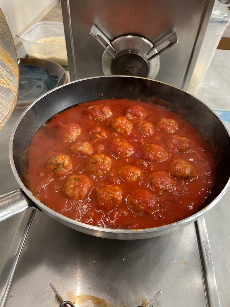 InRome Cooking Classes - InRome Cooking Classes, Corso del Rinascimento, 63-65 Vicolo Savelli, 11, Via Giustiniani, 18, 00186 Roma RM, Italy