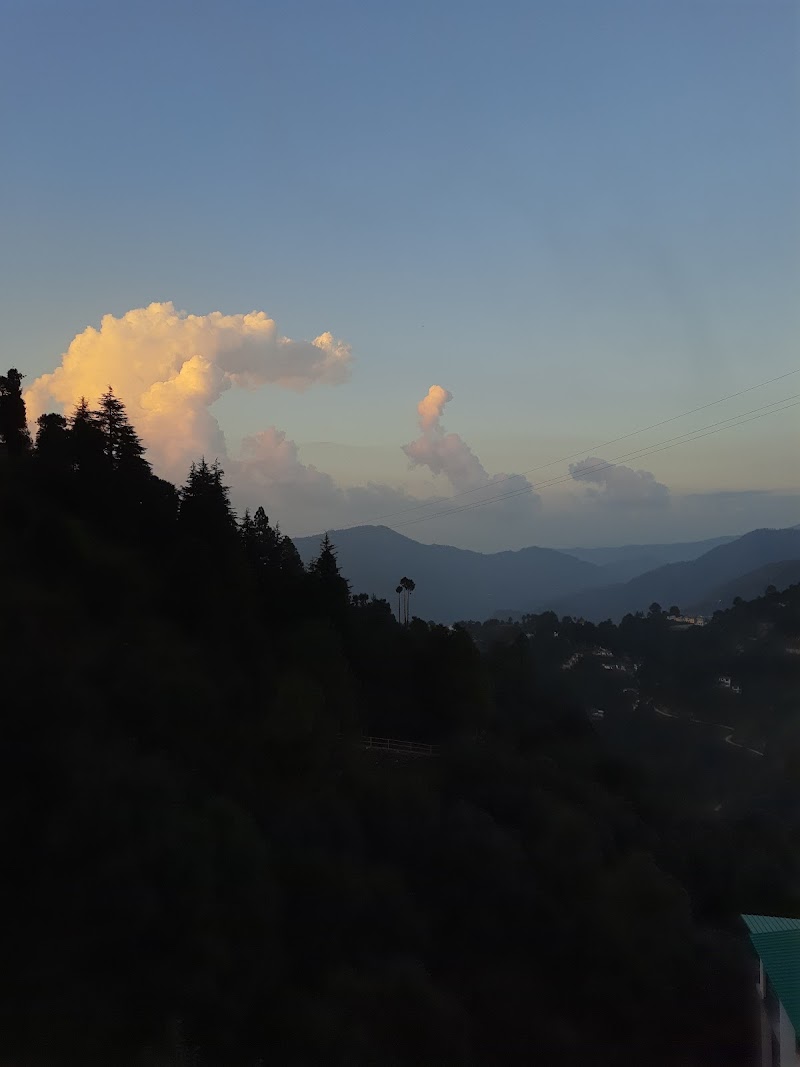Ramgarh inn - Ramgarh inn, Near Mahadev Temple Ramgarh Road Gagar Uttrakhand Gagar, Mukteshwar, Gagar, Uttarakhand 263137, India